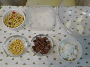 簡単なチョコレートピーナッツバターファッジのレシピ