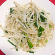レンジで もやしのコンソメチーズ レシピ 作り方 By 女帝蜂蜜 料理研究所 クックパッド 簡単おいしいみんなのレシピが365万品