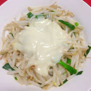レンジで もやしのコンソメチーズ レシピ 作り方 By 女帝蜂蜜 料理研究所 クックパッド 簡単おいしいみんなのレシピが365万品