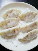 余った餃子を簡単綺麗に冷凍保存する方法 レシピ 作り方 By Yukiron719 クックパッド 簡単おいしいみんなのレシピが354万品