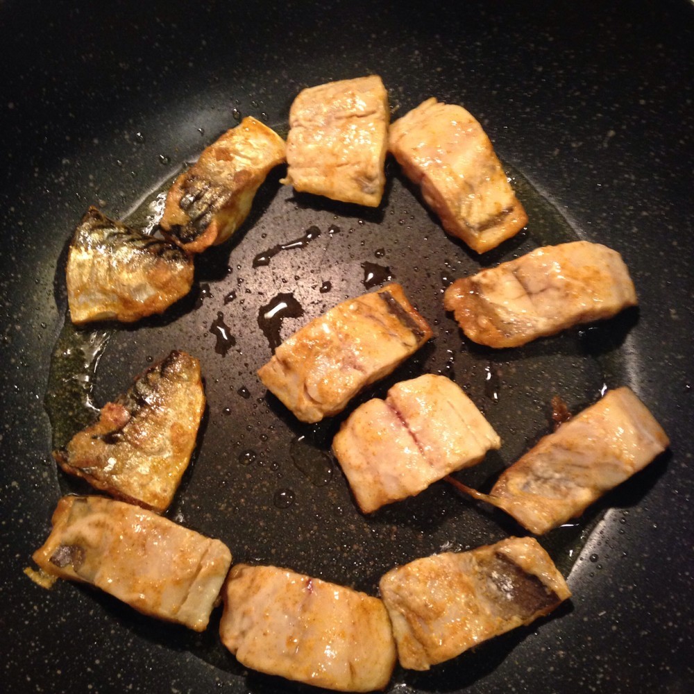 子供もパクパク 塩サバのカレー焼き レシピ 作り方 By パジャマでうさぎ クックパッド 簡単おいしいみんなのレシピが359万品