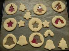 ホケミで簡単 ステンドグラスクッキー レシピ 作り方 By 140 わんたるママ クックパッド 簡単おいしいみんなのレシピが350万品