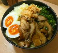 まぜそば 魚粉香る油そば 市販たれ レシピ 作り方 By おちっちくっきんぐ クックパッド