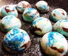 サプライズに 惑星チョコレート レシピ 作り方 By 気まぐれ食堂 クックパッド