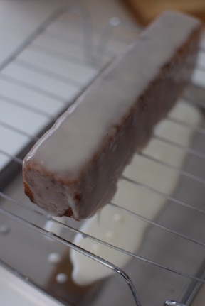 オレンジデーツナッツケーキのレシピ