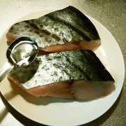 鰆の塩焼き フライパンで簡単に レシピ 作り方 By Mo Mo クックパッド 簡単おいしいみんなのレシピが354万品
