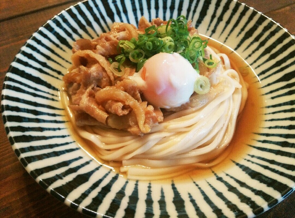 丸亀製麺のぶっかけうどん 牛とろ玉うどん レシピ 作り方 By サブちゃん クックパッド 簡単おいしいみんなのレシピが378万品