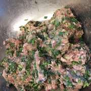 カリカリ肉餃子 タレなしでお弁当にも レシピ 作り方 By Gumemi Tam クックパッド 簡単おいしいみんなのレシピが359万品