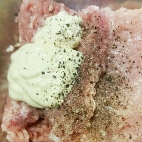 鶏ひき肉のハンバーガーのレシピ