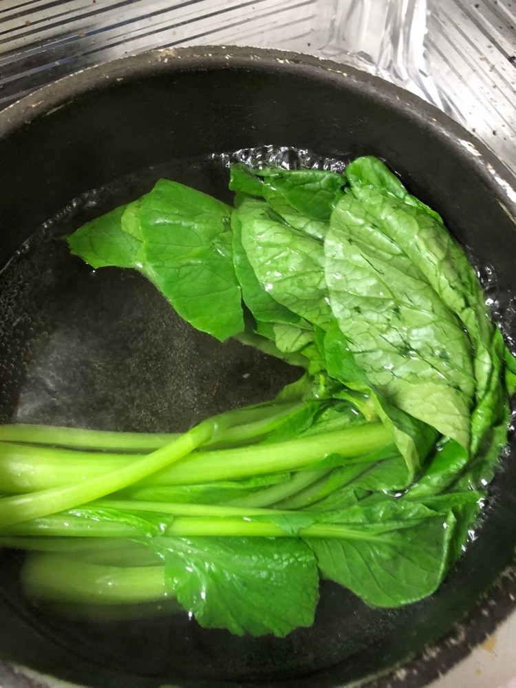 めんつゆ 小松菜のお浸し ごま油 レシピ 作り方 By 藤井２１ クックパッド 簡単おいしいみんなのレシピが355万品