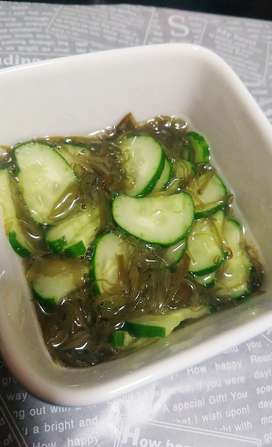 麹漬けきゅうりとめかぶの酢の物 レシピ 作り方 By 狐ト白ノ曼珠沙華 クックパッド