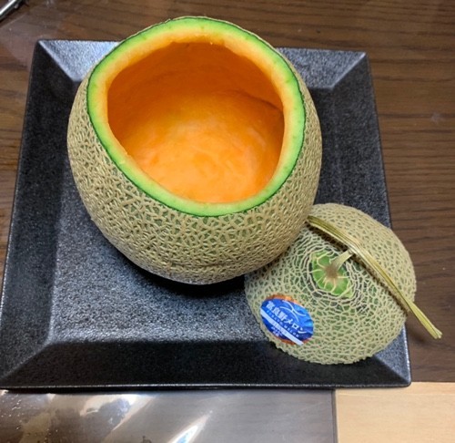 丸ごとメロンケーキ 作っちゃいました レシピ 作り方 By チャコの母ちゃん クックパッド 簡単おいしいみんなのレシピが355万品