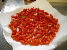 色鮮やかコーレーグース 唐辛子の泡盛漬け レシピ 作り方 By オサミ クックパッド 簡単おいしいみんなのレシピが360万品