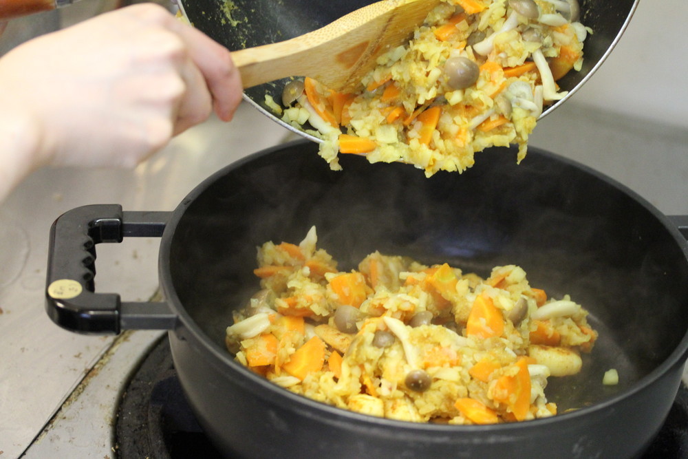 ルー不使用 体にやさしいシーフードカレー レシピ 作り方 By くらしいきいき クックパッド 簡単おいしいみんなのレシピが366万品