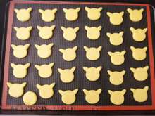 ピカチュウクッキー レシピ 作り方 By Pumママ クックパッド 簡単おいしいみんなのレシピが359万品