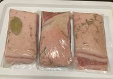 塩抜もソミュール液漬もなしの燻製ベーコン レシピ 作り方 By 善よじ クックパッド 簡単おいしいみんなのレシピが366万品