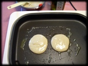 簡単ブリニ（ロシア風パンケーキ）レシピ