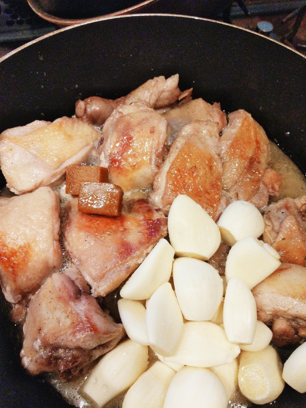 志麻さんレシピ 鶏のニンニククリーム煮 レシピ 作り方 By たけやま子 クックパッド 簡単おいしいみんなのレシピが355万品