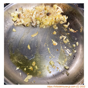 ハービーソーセージ、リンゴ、サワー種の詰め物のレシピ