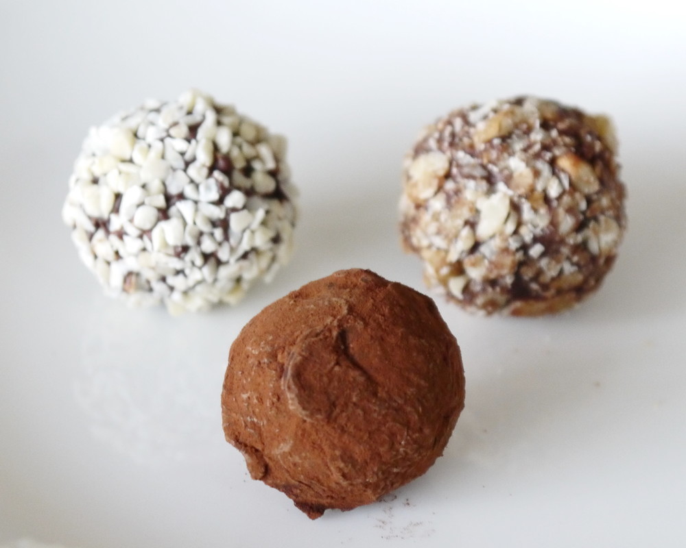 バレンタインに 基本のトリュフ 苺 抹茶 レシピ 作り方 By ケチャ ウル クックパッド 簡単おいしいみんなのレシピが350万品