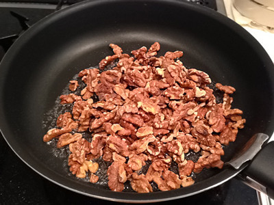 大好き シナモン香るクルミのキャラメリゼ レシピ 作り方 By Ai クックパッド 簡単おいしいみんなのレシピが357万品