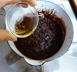 チョコレートフィリングのショートブレッドタルトのレシピ