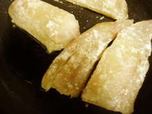 黒鯛のムニエル ガーリック マスタードで レシピ 作り方 By ゆるっとmascle クックパッド 簡単おいしいみんなのレシピが356万品