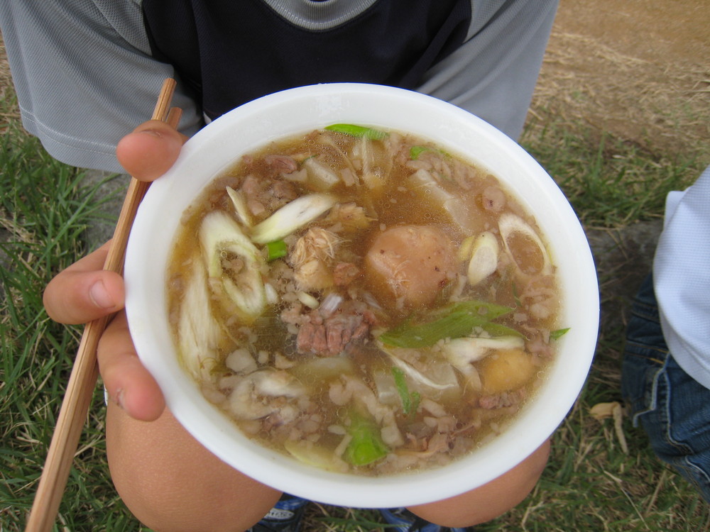 山形の芋煮 牛肉 醤油味 レシピ 作り方 By おかあちゃん クックパッド 簡単おいしいみんなのレシピが350万品