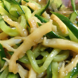 きゅうりと塩くらげの和え物 レシピ 作り方 By さち0218 クックパッド 簡単おいしいみんなのレシピが371万品