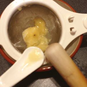 離乳食 初期 バナナの 裏ごし レシピ 作り方 By ゆりさんママ クックパッド 簡単おいしいみんなのレシピが356万品