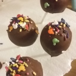 自家製ケーキポップスのレシピ