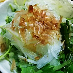 玉ねぎのポン酢ドレッシングサラダ レシピ 作り方 By マロンlove クックパッド 簡単おいしいみんなのレシピが356万品