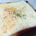 サクッジュワ♡簡単マヨ+粉チーズトースト