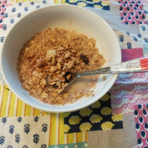 寒い日の朝食に ホット グラノーラ レシピ 作り方 By ちこちん クックパッド 簡単おいしいみんなのレシピが360万品