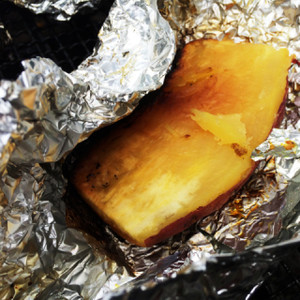 秋bbq 簡単ワイルドスイートポテト レシピ 作り方 By あそび屋はっしー クックパッド 簡単おいしいみんなのレシピが358万品