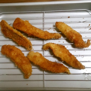 外サクサクの中ふわふわ 絶品イサキフライ レシピ 作り方 By Lmyuu クックパッド 簡単おいしいみんなのレシピが361万品