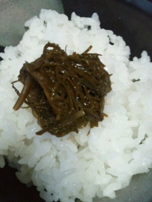 クロメ かじめ で自家製簡単ごはんの友 レシピ 作り方 By Ayumikan クックパッド 簡単おいしいみんなのレシピが375万品