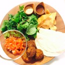 タヒニファラフェルラップのレシピ