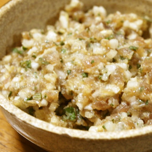 家の定番 薬味をたっぷりカツオのなめろう レシピ 作り方 By かつおとこんぶ クックパッド 簡単おいしいみんなのレシピが354万品