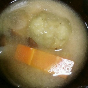 玉ねぎ 豆腐 なすの味噌汁 レシピ 作り方 By さつきa クックパッド 簡単おいしいみんなのレシピが352万品