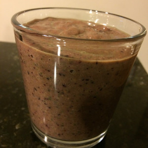 ケールとブルーベリーのグリーンスムージー レシピ 作り方 By Sachi5 クックパッド 簡単おいしいみんなのレシピが363万品