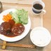 合挽き肉と豆腐のシンプルハンバーグ