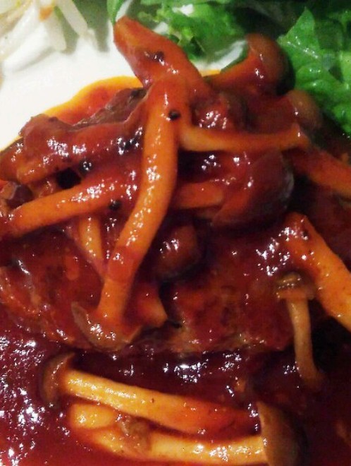 うまソースで煮込みハンバーグ レシピ 作り方 By ピーチガール クックパッド 簡単おいしいみんなのレシピが376万品