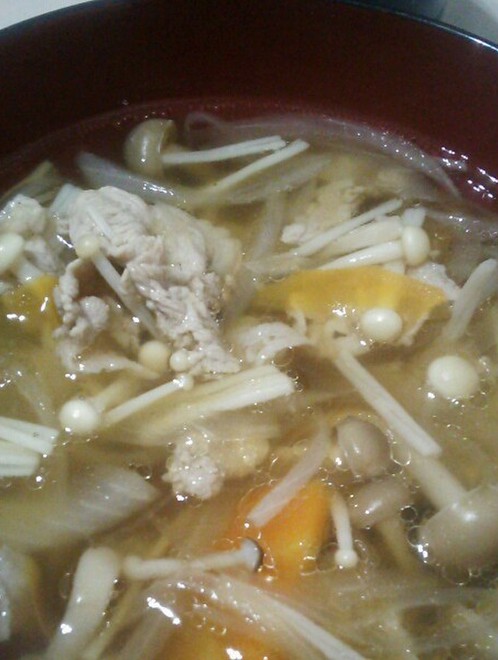 豚肉としめじのきのこ汁 レシピ 作り方 By Masayukiz クックパッド 簡単おいしいみんなのレシピが374万品