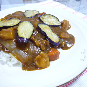 とってもイケてる なすチーズカレー レシピ 作り方 By Tomochin57 クックパッド 簡単おいしいみんなのレシピが360万品
