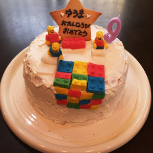 お誕生日にレゴブロックケーキ レシピ 作り方 By カナツペ クックパッド