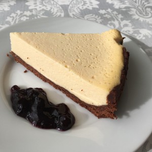 チーズケーキタルト Qc無水鍋使用 レシピ 作り方 By Sayuri1024 クックパッド 簡単おいしいみんなのレシピが350万品