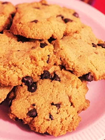 小麦粉を使わないチョコチップクッキーのレシピ