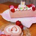 ふわっ♡いちごクリームの春色ロールケーキ