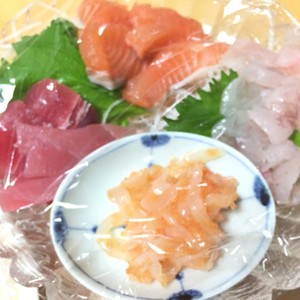 ガシラ カサゴ の刺身と骨揚げ レシピ 作り方 By 明石浦漁業協同組合 クックパッド 簡単おいしいみんなのレシピが364万品
